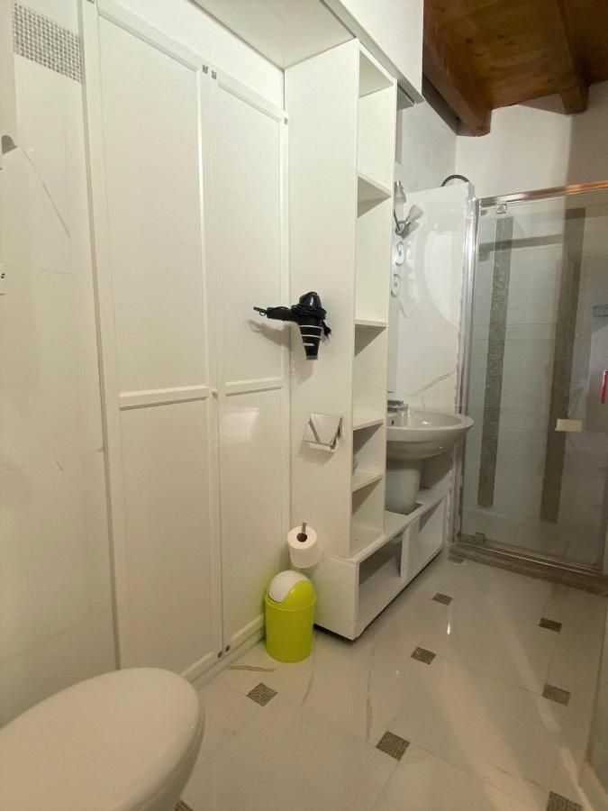 Luxury Apartments - Le Fate - Residence With Pool Manerba del Garda Zewnętrze zdjęcie
