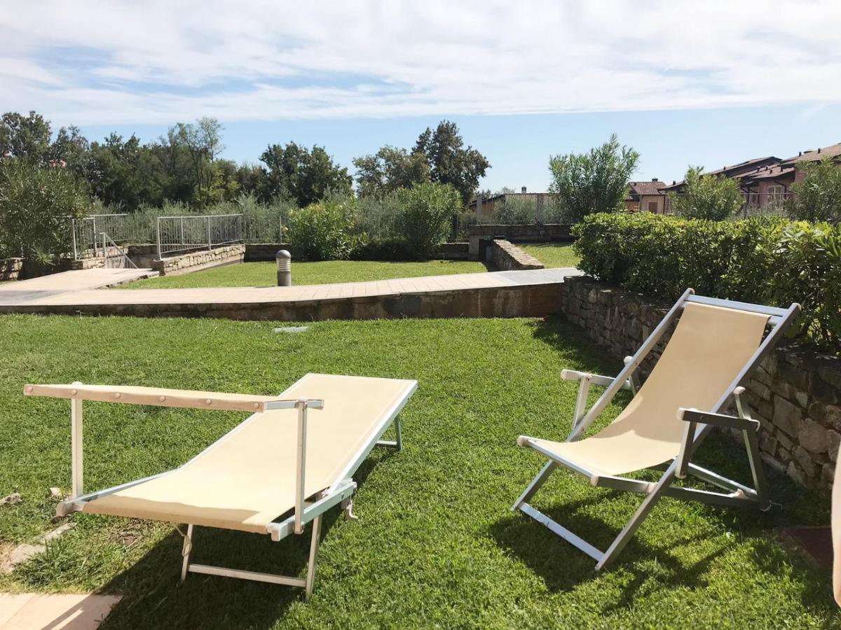 Luxury Apartments - Le Fate - Residence With Pool Manerba del Garda Zewnętrze zdjęcie